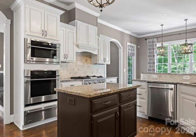 4218 Ash Hollow Lane, Denver, NC 28037