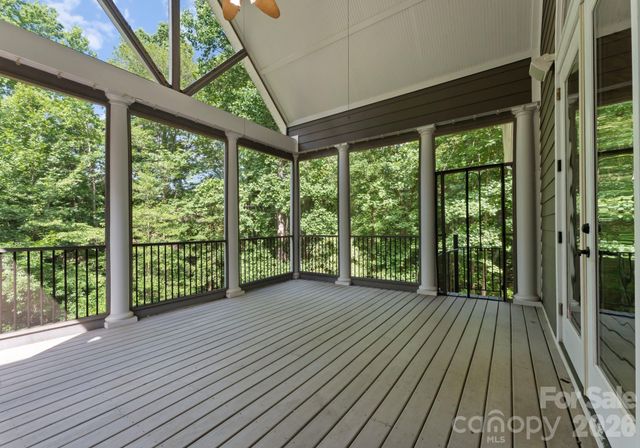 4218 Ash Hollow Lane, Denver, NC 28037