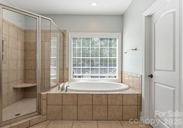 4218 Ash Hollow Lane, Denver, NC 28037