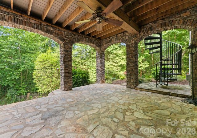 4218 Ash Hollow Lane, Denver, NC 28037