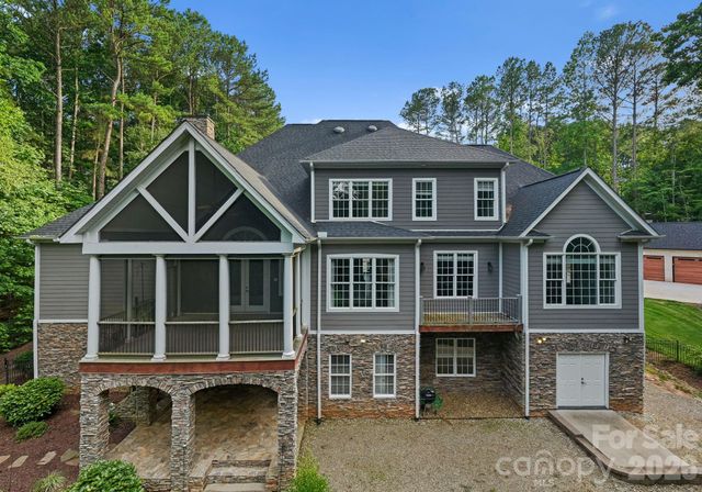4218 Ash Hollow Lane, Denver, NC 28037