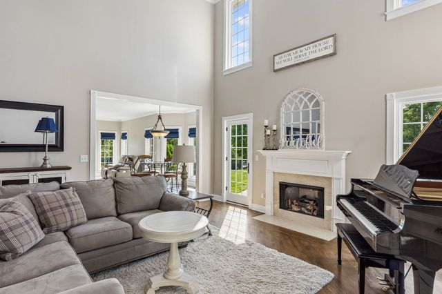 1189 McCoury Ln, Spring Hill, TN 37174