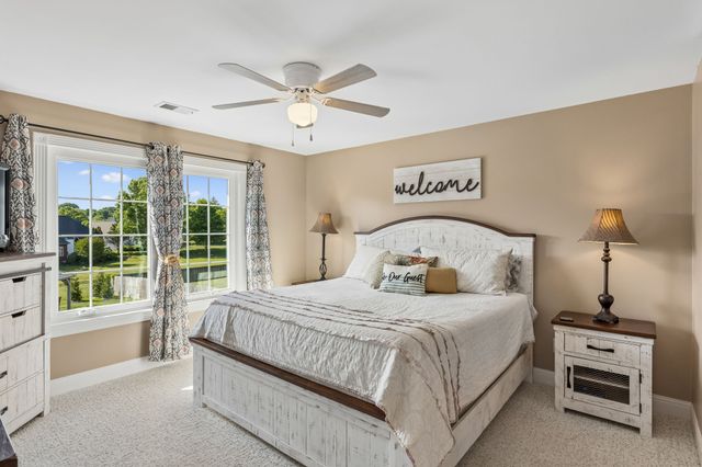 1189 McCoury Ln, Spring Hill, TN 37174