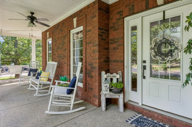 1189 McCoury Ln, Spring Hill, TN 37174