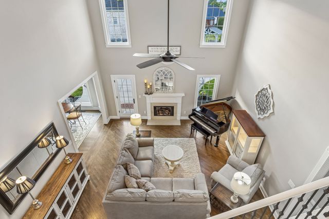 1189 McCoury Ln, Spring Hill, TN 37174