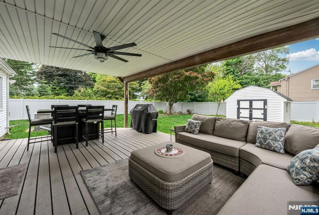 419 Wyckoff Avenue, Ramsey, NJ 07446