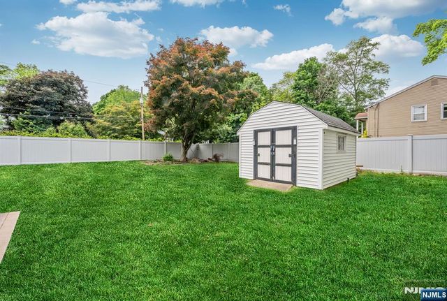 419 Wyckoff Avenue, Ramsey, NJ 07446