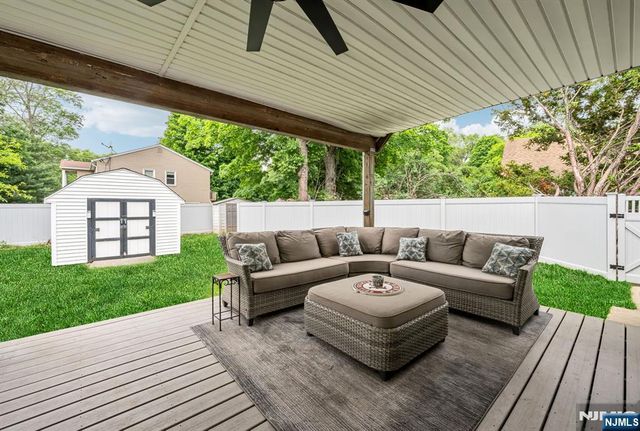 419 Wyckoff Avenue, Ramsey, NJ 07446