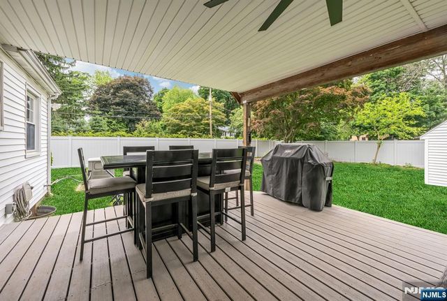 419 Wyckoff Avenue, Ramsey, NJ 07446