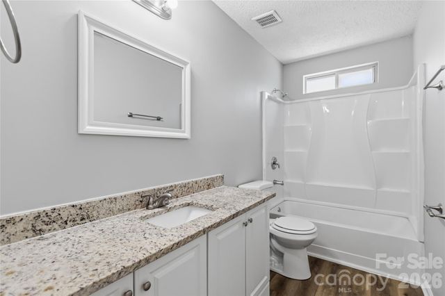 6136 Sunbridge Court, Charlotte, NC 28269