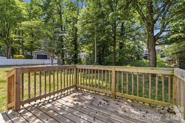 6136 Sunbridge Court, Charlotte, NC 28269