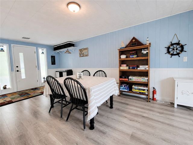 33 Mercedes Drive, Chili, NY 14624