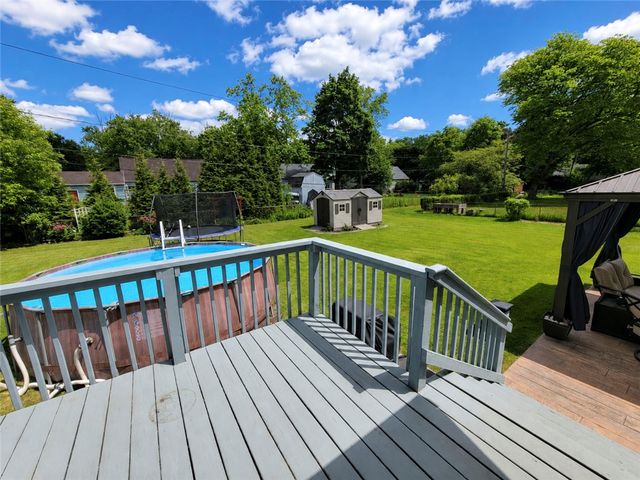 33 Mercedes Drive, Chili, NY 14624