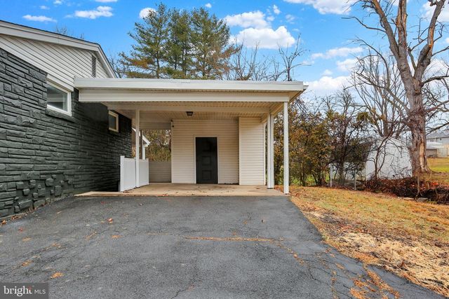 507 MAGARO RD, Enola, PA 17025