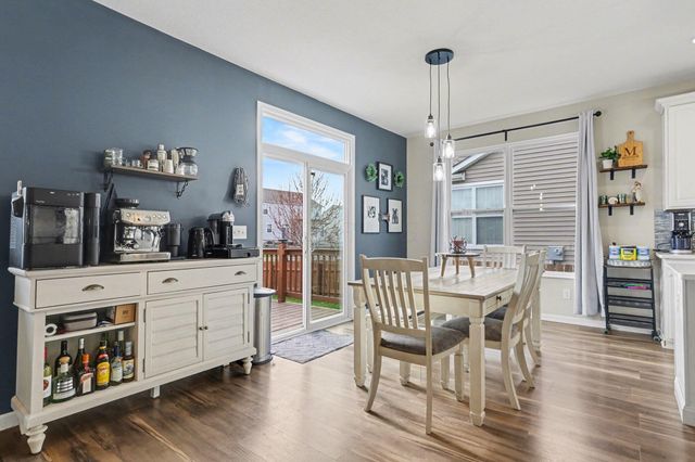 240 Glemsbury Drive, Delaware, OH 43015