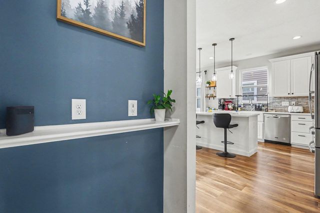 240 Glemsbury Drive, Delaware, OH 43015