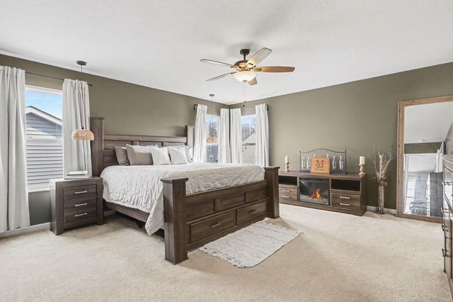 240 Glemsbury Drive, Delaware, OH 43015