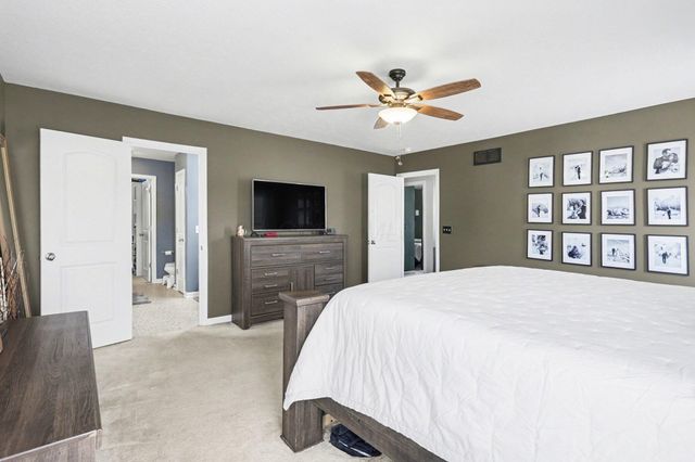 240 Glemsbury Drive, Delaware, OH 43015