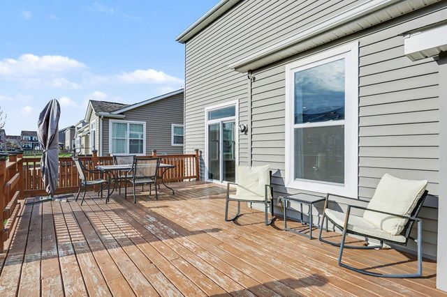 240 Glemsbury Drive, Delaware, OH 43015