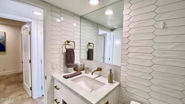 1600 Ocean Drive, Oxnard, CA 93035