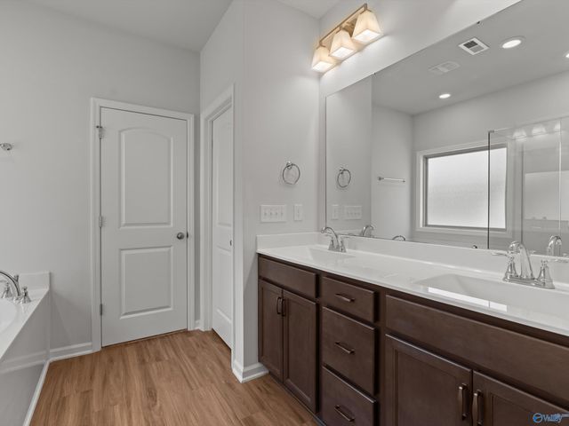 109 Rose Valley Drive, New Market, AL 35761