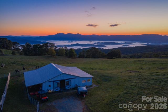 217 Sunrise Vista Lane, Banner Elk, NC 28604