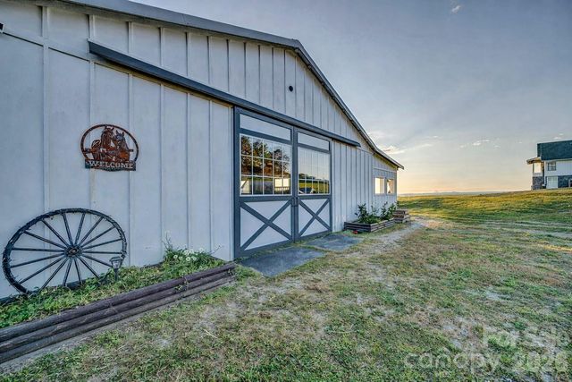 217 Sunrise Vista Lane, Banner Elk, NC 28604