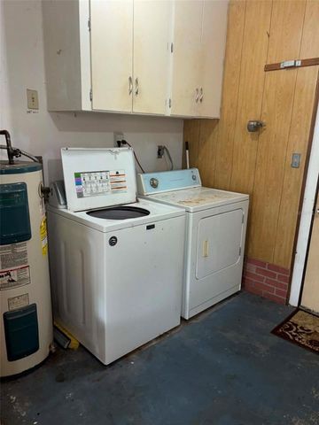 919 CR 482D, Lake Panasoffkee, FL 33538