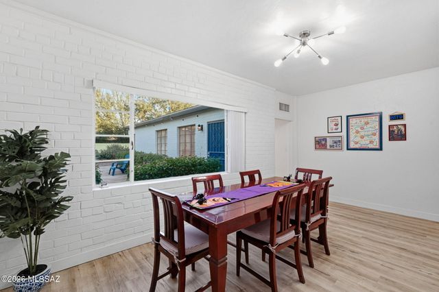 2050 N Campbell Avenue, Tucson, AZ 85719