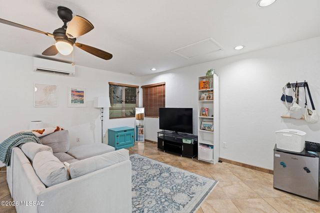 2050 N Campbell Avenue, Tucson, AZ 85719
