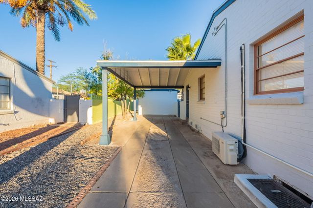 2050 N Campbell Avenue, Tucson, AZ 85719