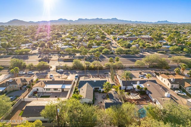 2050 N Campbell Avenue, Tucson, AZ 85719