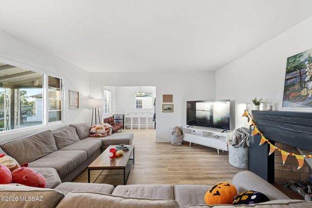 2050 N Campbell Avenue, Tucson, AZ 85719