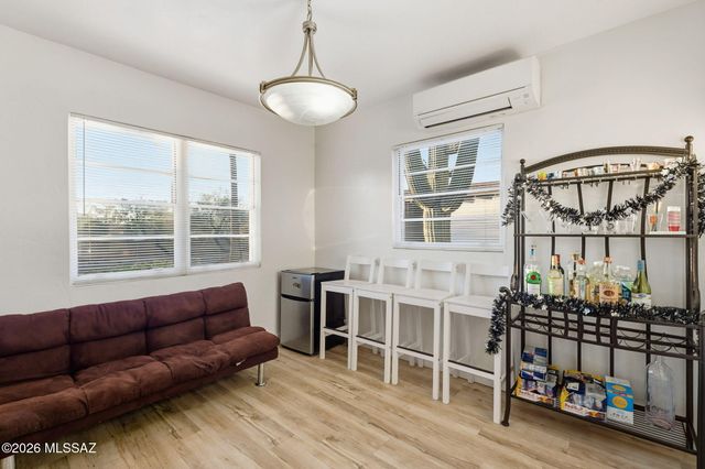 2050 N Campbell Avenue, Tucson, AZ 85719