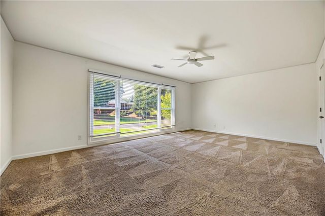 875 Hickory Oak Hollow, Roswell, GA 30075