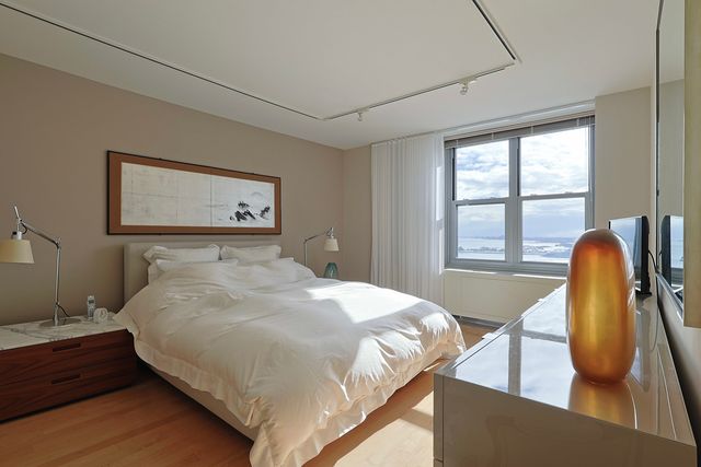 400 E Randolph Street 3719-20, Chicago, IL 60601