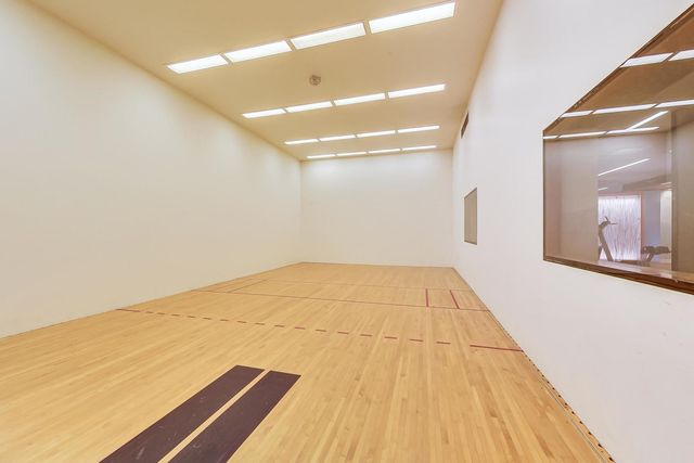 400 E Randolph Street 3719-20, Chicago, IL 60601