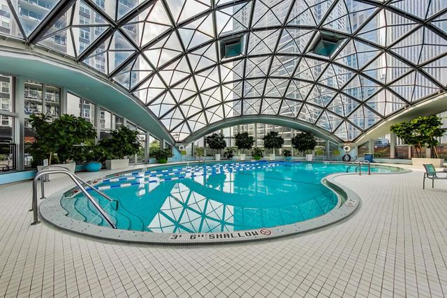 400 E Randolph Street 3719-20, Chicago, IL 60601