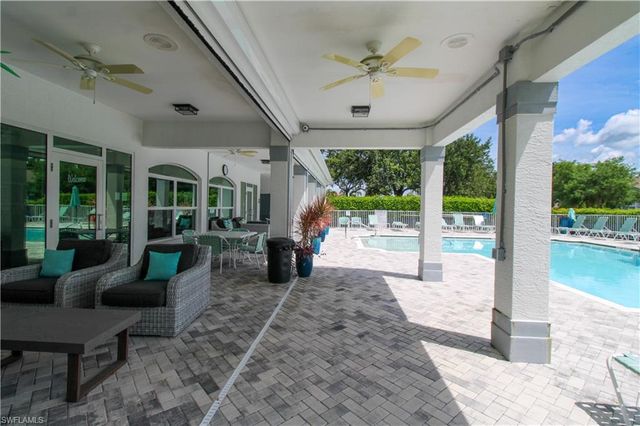 5964 Sand Wedge LN 301, Naples, FL 34110
