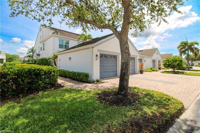 5964 Sand Wedge LN 301, Naples, FL 34110