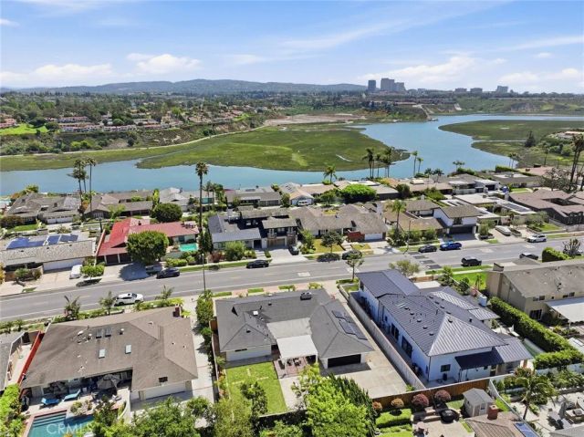 1839 Santiago, Newport Beach, CA 92660