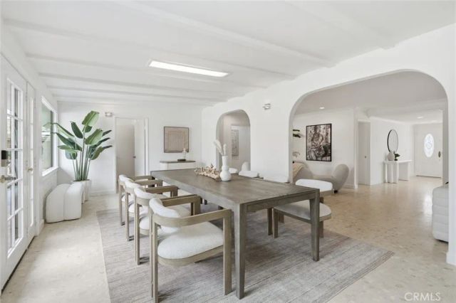 1839 Santiago, Newport Beach, CA 92660