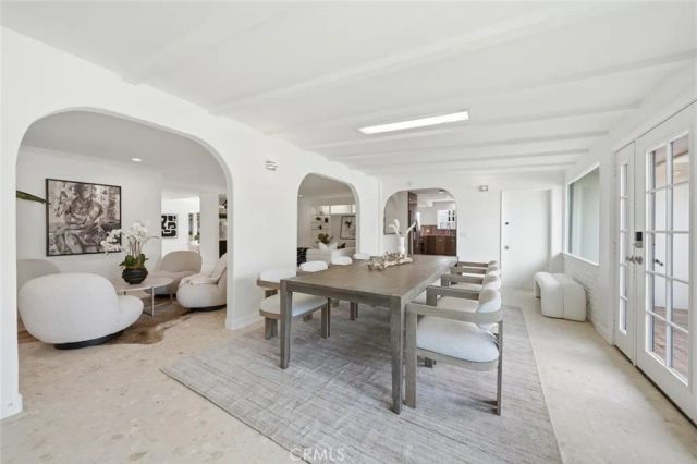 1839 Santiago, Newport Beach, CA 92660
