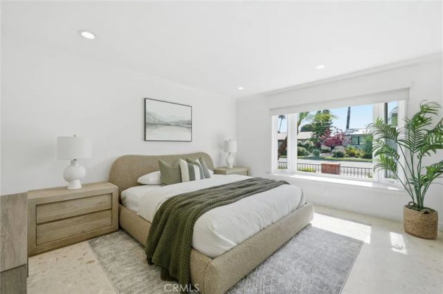 1839 Santiago, Newport Beach, CA 92660