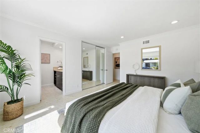 1839 Santiago, Newport Beach, CA 92660