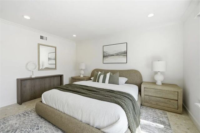 1839 Santiago, Newport Beach, CA 92660