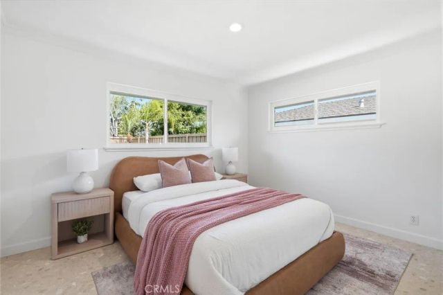 1839 Santiago, Newport Beach, CA 92660