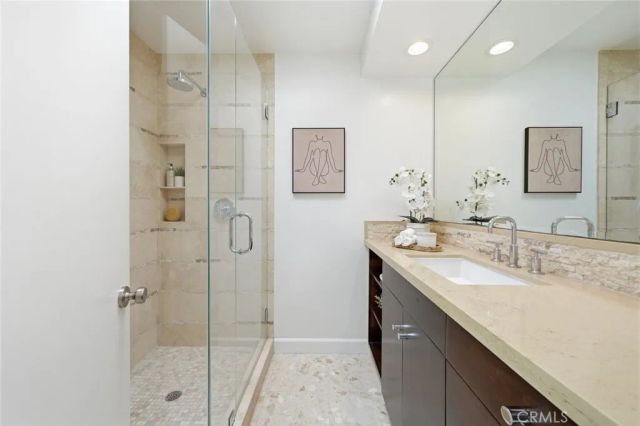 1839 Santiago, Newport Beach, CA 92660