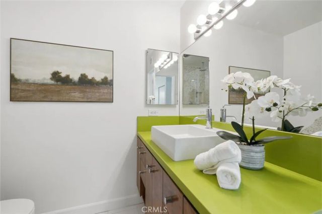 1839 Santiago, Newport Beach, CA 92660