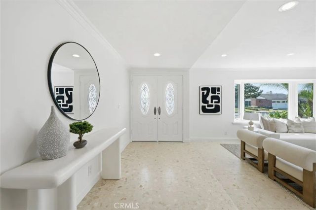 1839 Santiago, Newport Beach, CA 92660